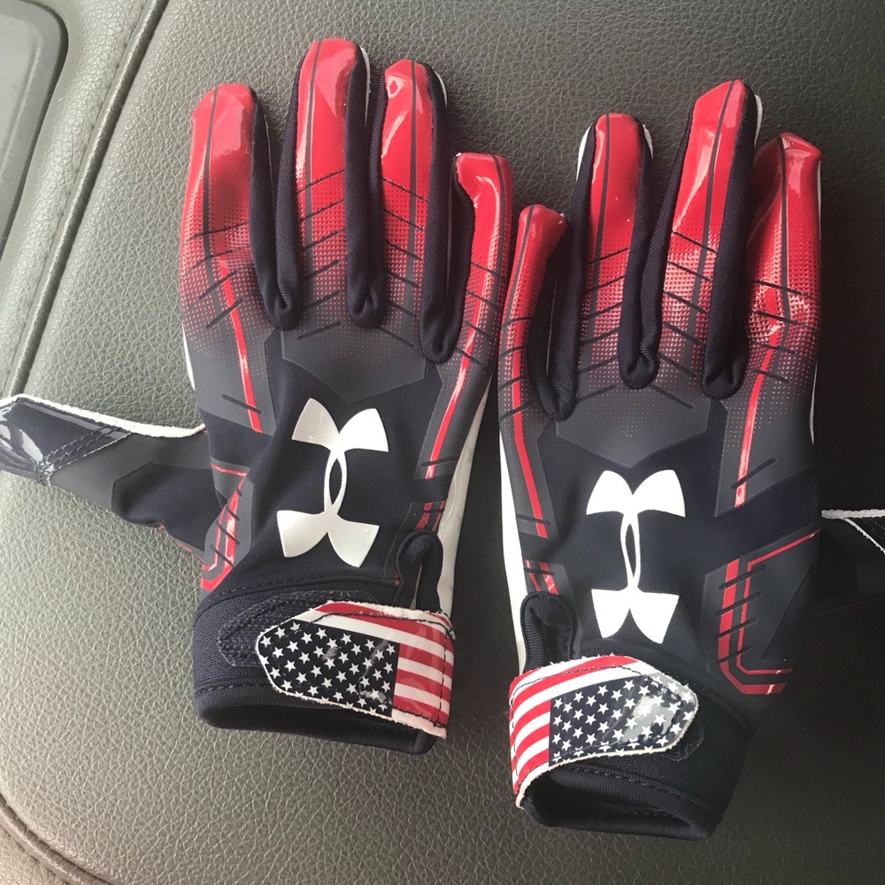 Under Armour football gloves